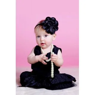 Update 161+ cute baby in black dress super hot - seven.edu.vn