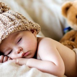 Child's Love - Sleeping With Teddy Bear Child's Love - Sleeping With Teddy Bear
