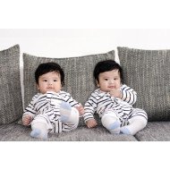Child's Love - Cute Twins Child's Love - Cute Twins