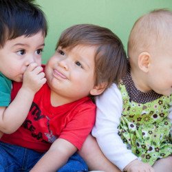 Child's Love - Cute Best Friends Child's Love - Cute Best Friends