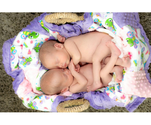 Child's Love - Sleeping Twins 3