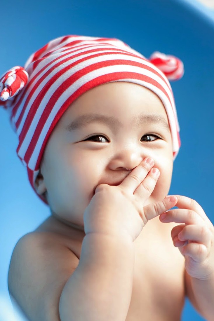 infant red hat